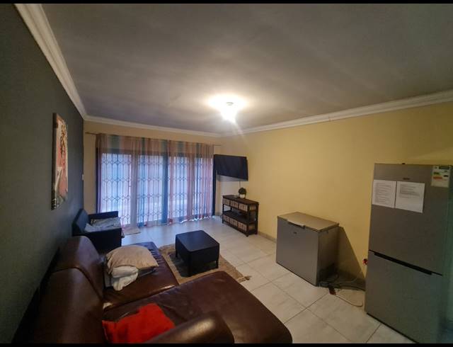 12 BEDROOM HOUSE FOR SALE IN BEDWORTH PARK